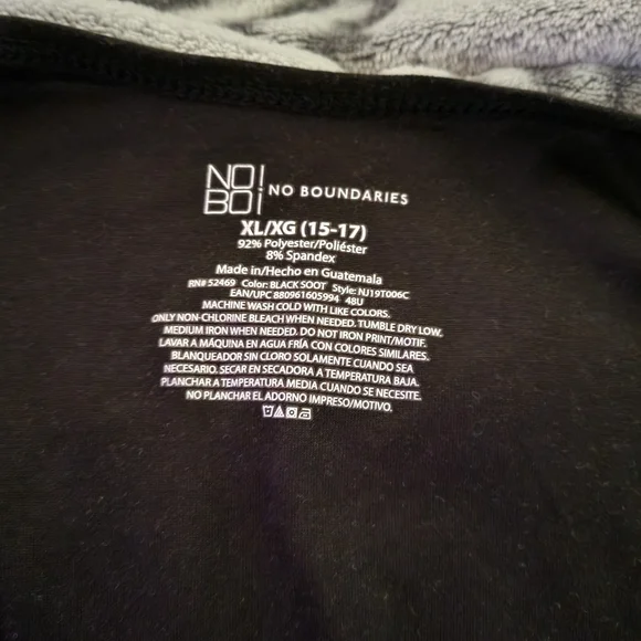No Boundaries tank top size XL - Picture 3 of 3